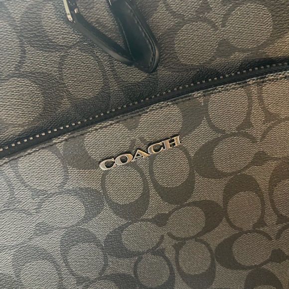 Authentic Coach Men’s Backpack - Picture 6 of 10